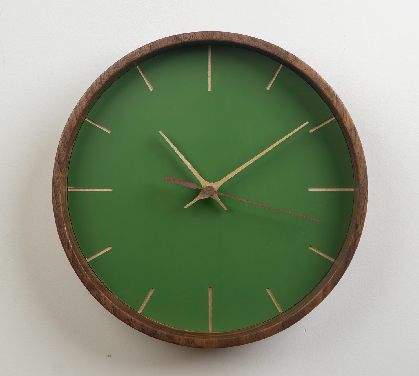 Minimalist 12"