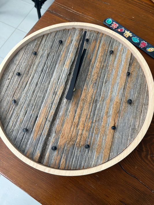 14" Brusheds Barnboard Minimalist
