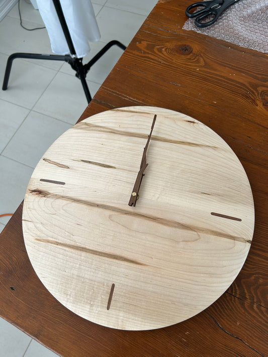 16" Ambrosia w/Walnut Markers