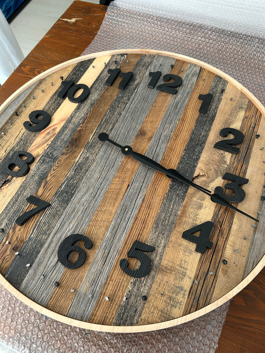 28" Strip Barnboard w/Black Numerals