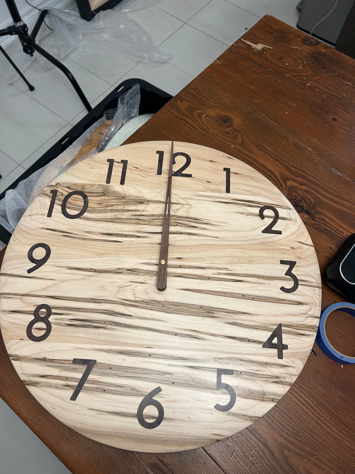 21" Ambrosia with Nogal Numerals Inlay