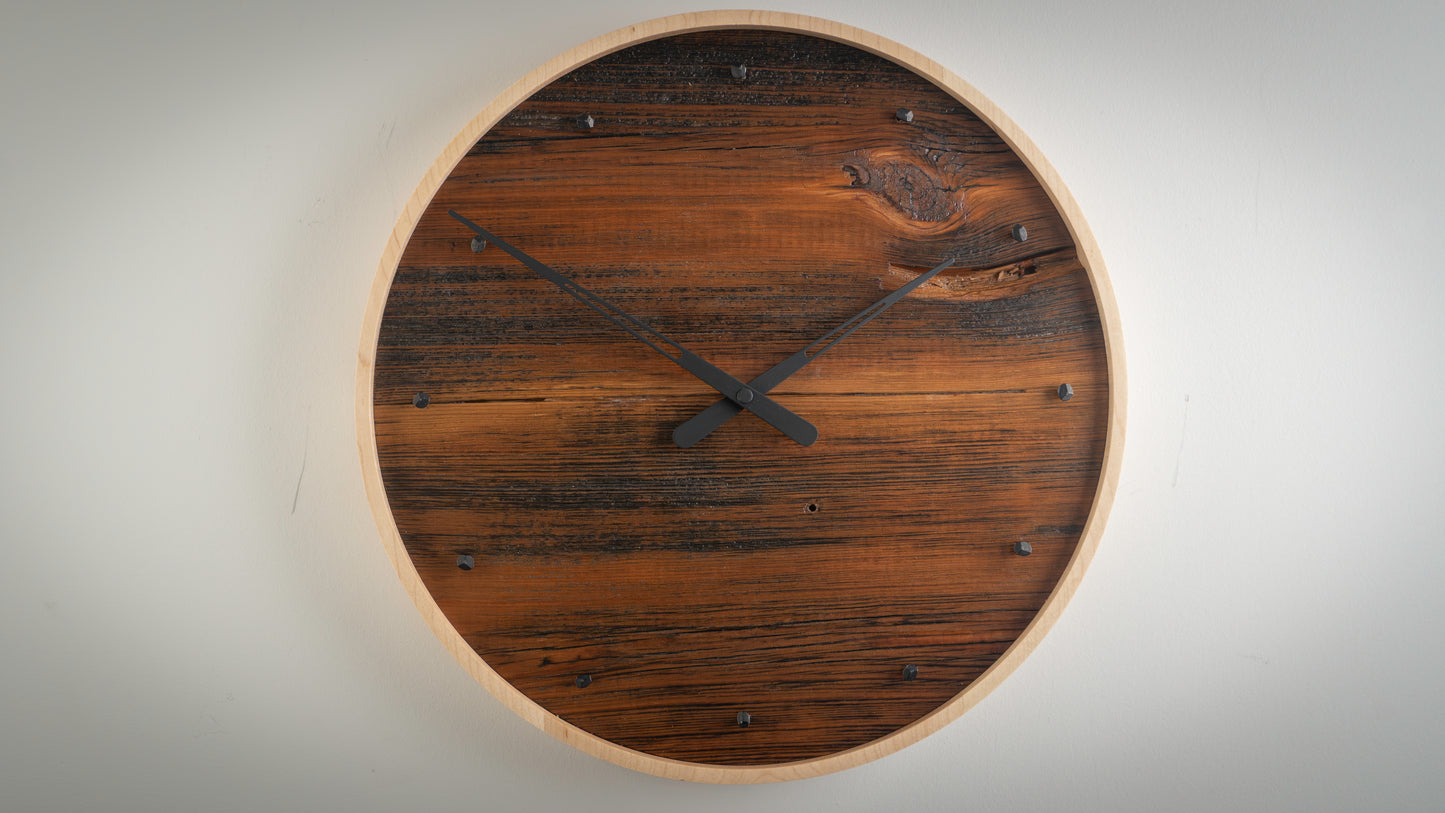 17" Barnboard Brown Minimalist