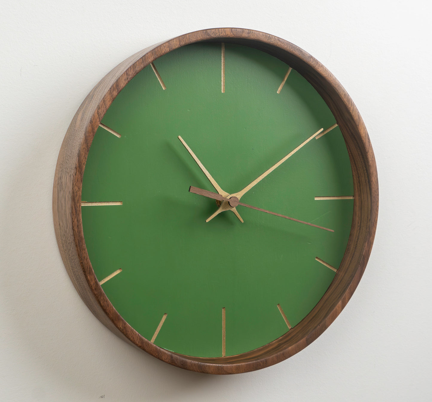Minimalist 12"